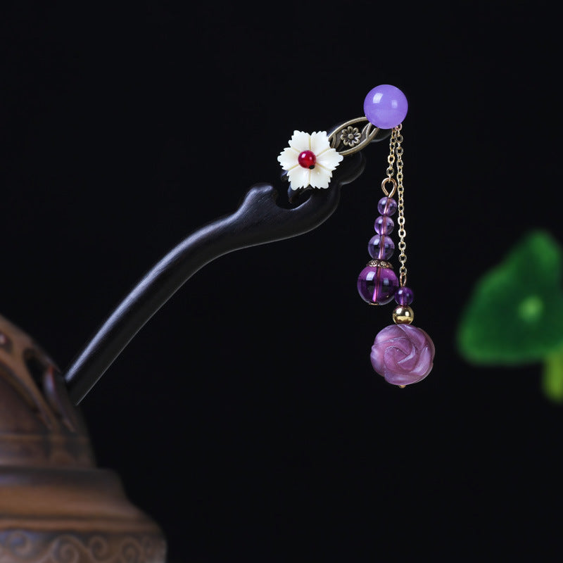 Hair pin with antique fringe