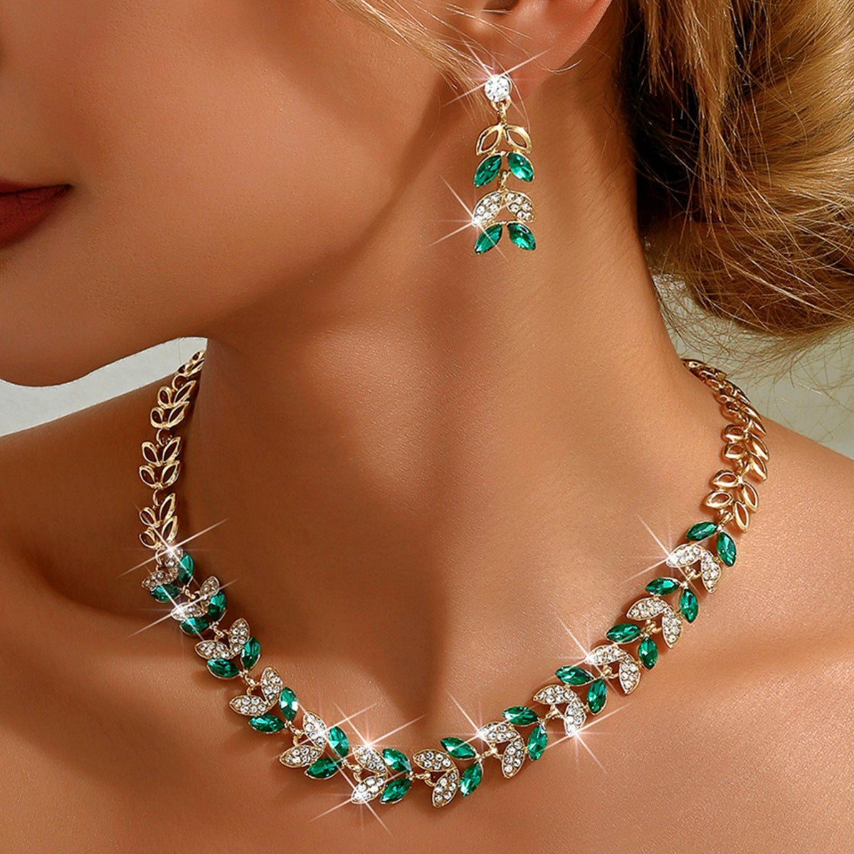 Women's Earrings And Necklace Two-Piece Set