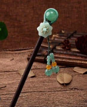 Hair pin with antique fringe