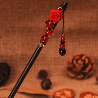 Hair pin with antique fringe