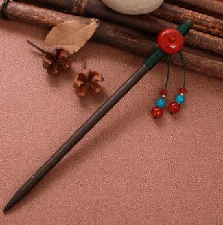 Hair pin with antique fringe